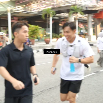 Runner Photo 4714223