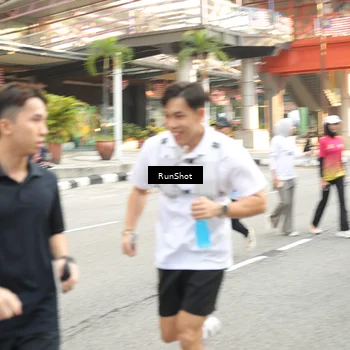 Runner Photo 4714240