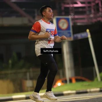 Runner Photo 4714257