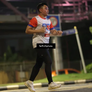 Runner Photo 4714280