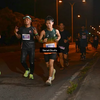 Runner Photo 4714335