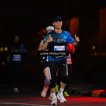 Runner Photo 4714396