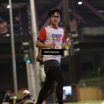 Runner Photo 4714447