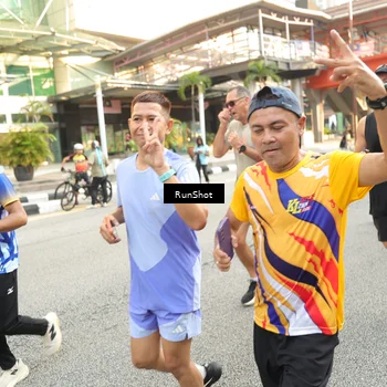 Runner Photo 4714519