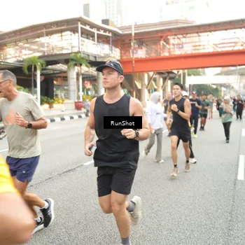 Runner Photo 4714552