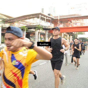 Runner Photo 4714572