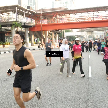 Runner Photo 4714624