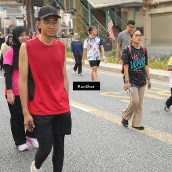 Runner Photo 4714818