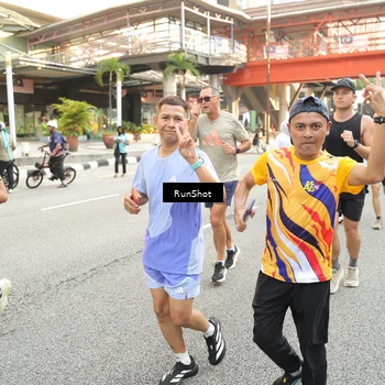 Runner Photo 4714845