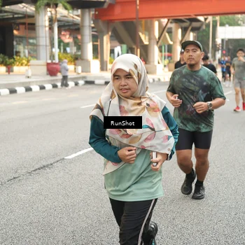 Runner Photo 4714917