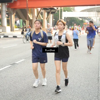 Runner Photo 4715000