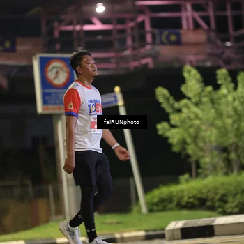 Runner Photo 4715012