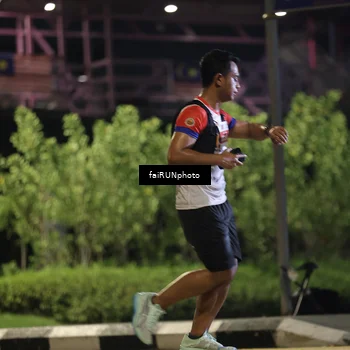 Runner Photo 4715035