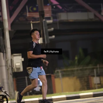 Runner Photo 4715125