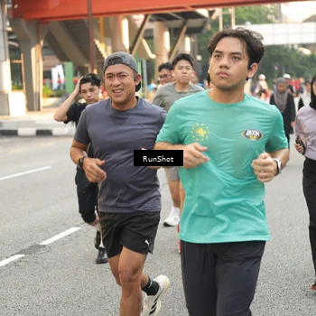 Runner Photo 4715129