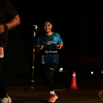 Runner Photo 4715144