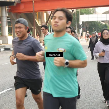 Runner Photo 4715171