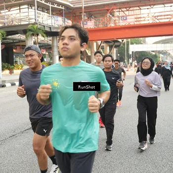 Runner Photo 4715195
