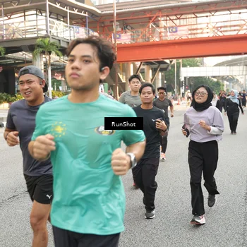 Runner Photo 4715206