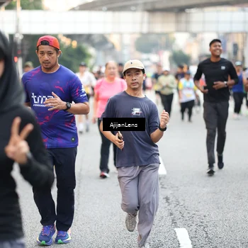 Runner Photo 4715223