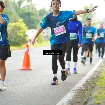 Runner Photo 4715310