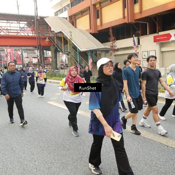 Runner Photo 4715343