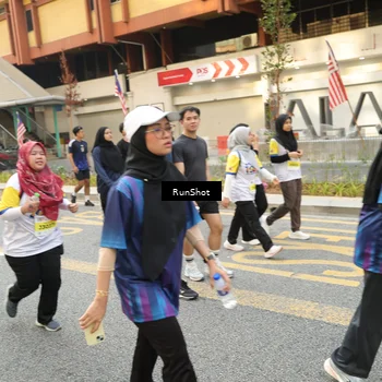 Runner Photo 4715413