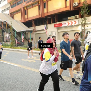 Runner Photo 4715453
