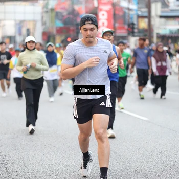 Runner Photo 4715479
