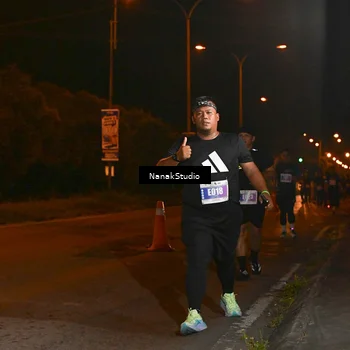 Runner Photo 4715551