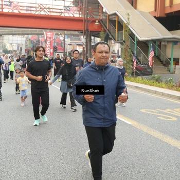 Runner Photo 4715556
