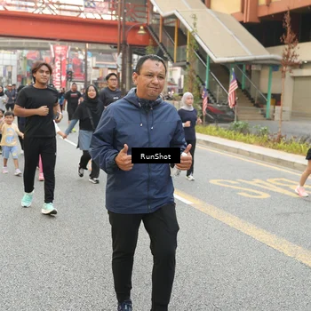 Runner Photo 4715583