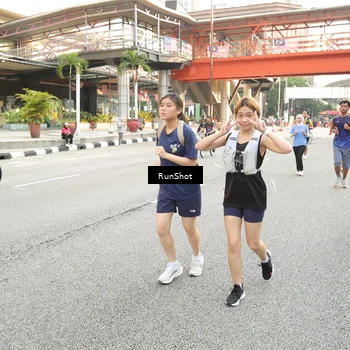 Runner Photo 4715595