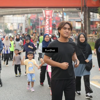 Runner Photo 4715682