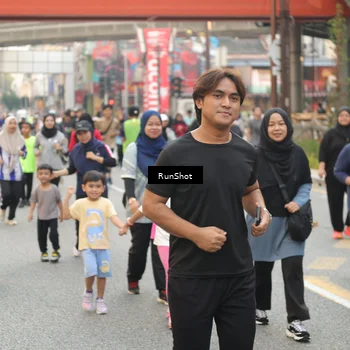 Runner Photo 4715685