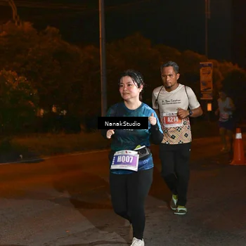 Runner Photo 4715713