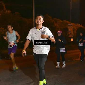 Runner Photo 4715716