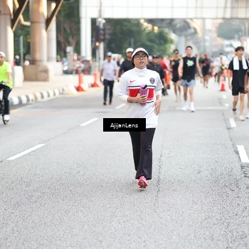 Runner Photo 4715728