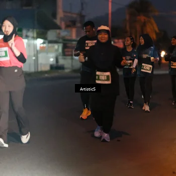 Runner Photo 4715729