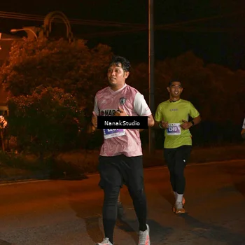 Runner Photo 4715731
