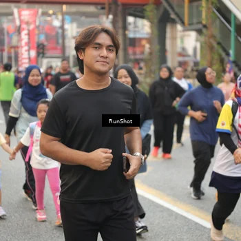 Runner Photo 4715735