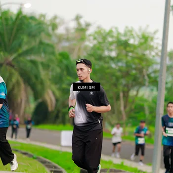 Runner Photo 4715752