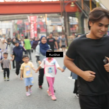 Runner Photo 4715764