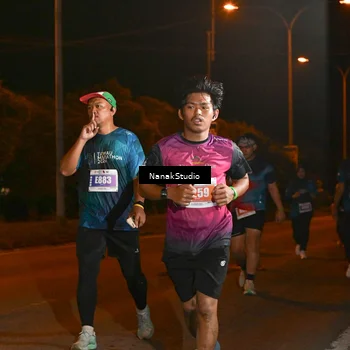 Runner Photo 4715773