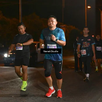 Runner Photo 4715825