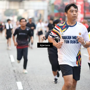 Runner Photo 4715826