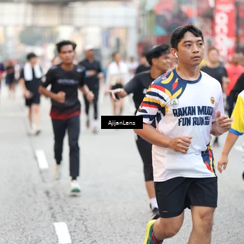 Runner Photo 4715835