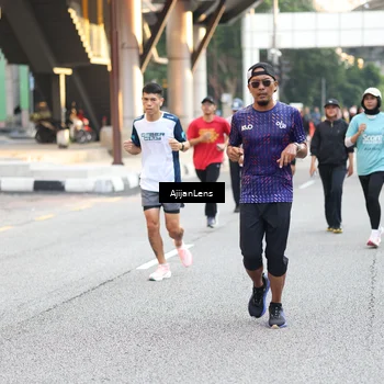 Runner Photo 4715933