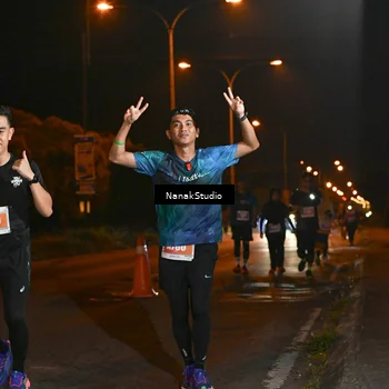 Runner Photo 4715974