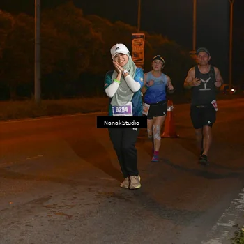 Runner Photo 4716261